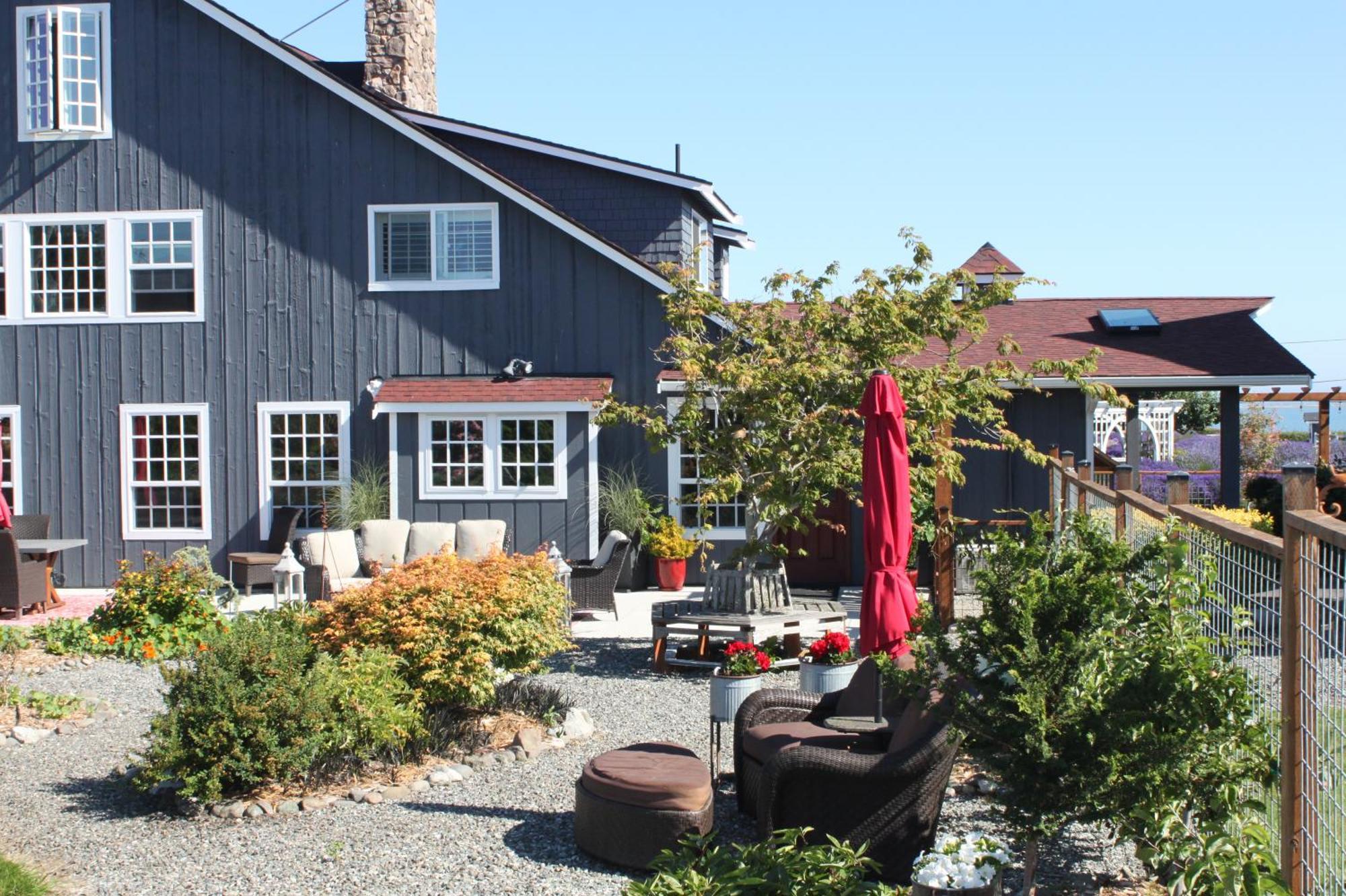 Dungeness Barn House Bed And Breakfast At Two Crows Farm Sequim Zewnętrze zdjęcie